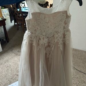David's Bridal Kids Dress in Cream Lace